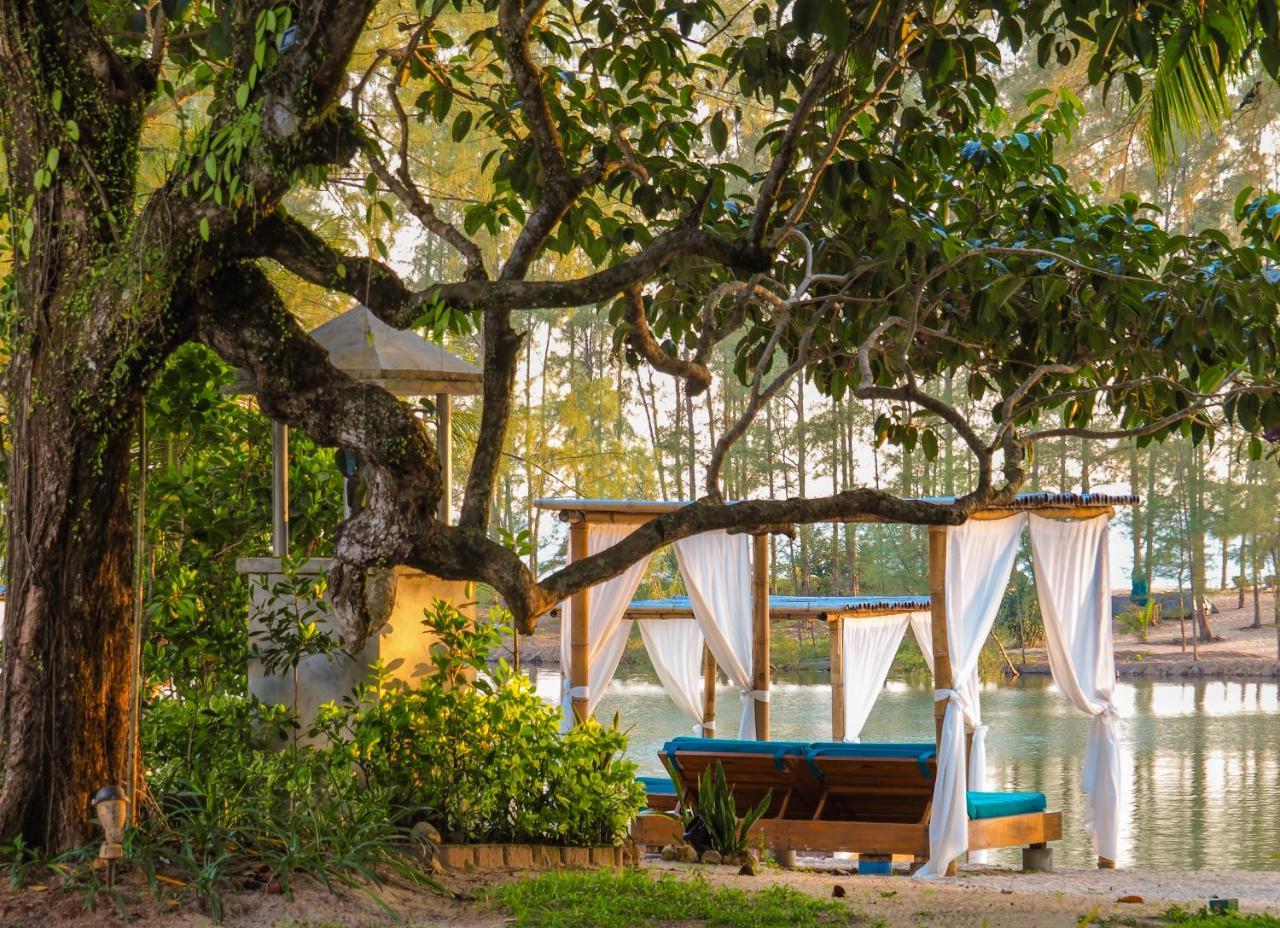 Wanakarn Beach Resort & Spa Phang Nga Exterior foto